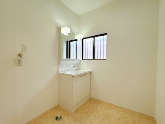 detached 大分県佐伯市女島３丁目
地図を見る