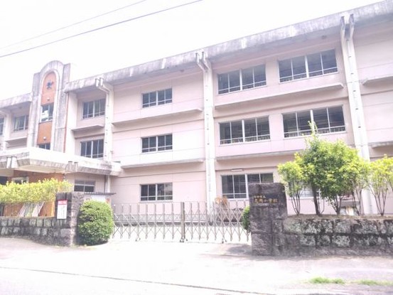 detached 大分県中津市中殿町３丁目1番地1　グリーンパレス中津壱番館1階102号