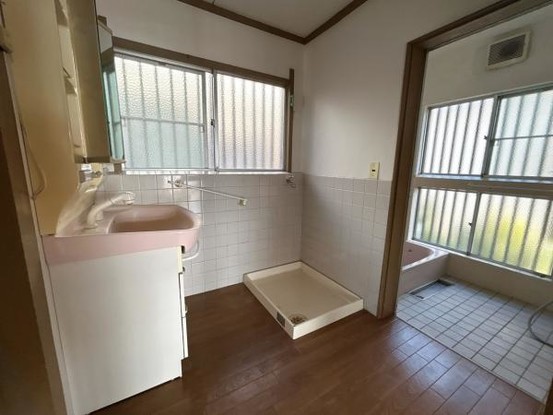 detached 大分県中津市中殿町３丁目1番地1　グリーンパレス中津壱番館1階102号