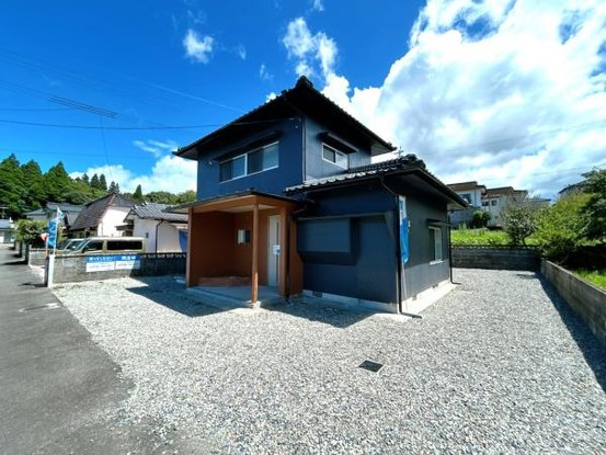 detached 熊本県人吉市下原田町字荒毛
地図を見る