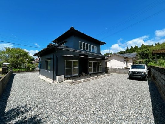 detached 熊本県人吉市下原田町字荒毛
地図を見る