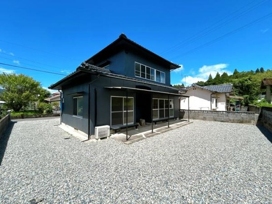 detached 熊本県人吉市下原田町字荒毛
地図を見る