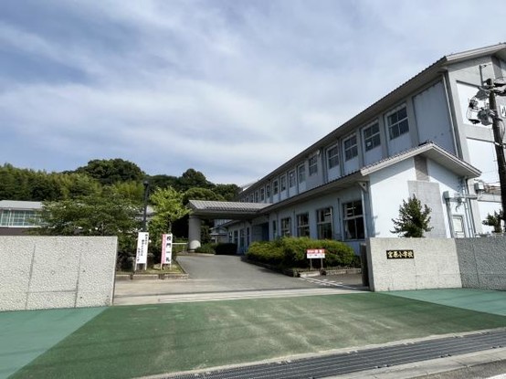 detached 熊本県八代郡氷川町栫
地図を見る