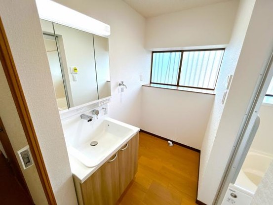 detached 宮崎県北諸県郡三股町大字樺山
地図を見る