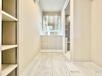apartment 埼玉県さいたま市大宮区吉敷町４丁目261-1　　　キャピタルビル5Ｆ
