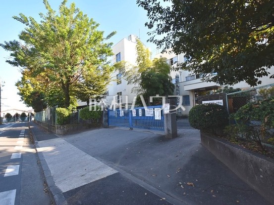 apartment 東京都東大和市立野３丁目
地図を見る