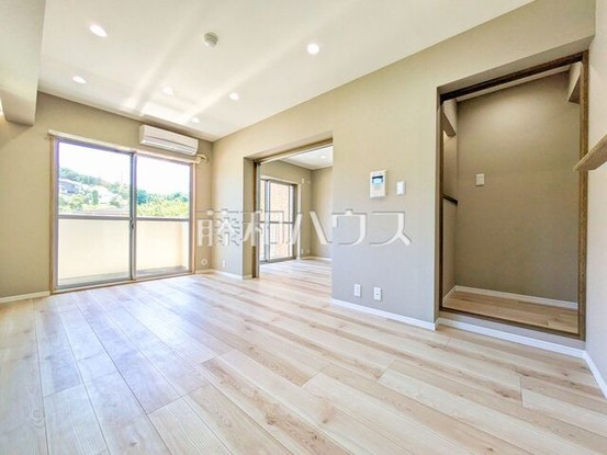 apartment 東京都日野市三沢３丁目
地図を見る