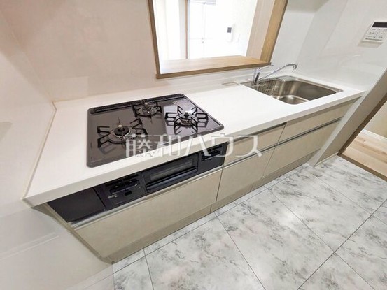 apartment 東京都日野市三沢３丁目
地図を見る