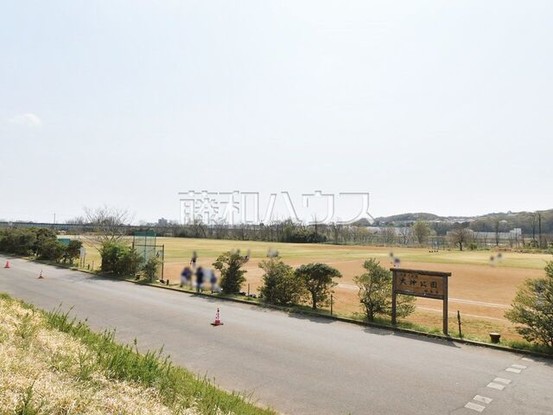 apartment 東京都昭島市大神町３丁目
地図を見る