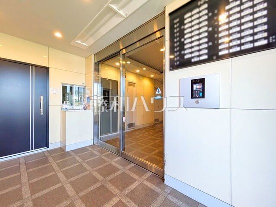 apartment 東京都昭島市大神町３丁目
地図を見る