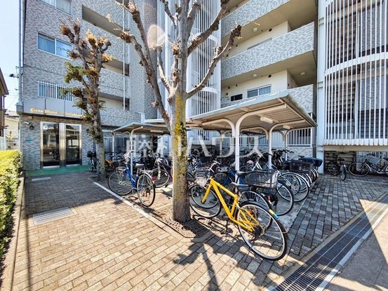 apartment 東京都昭島市大神町３丁目
地図を見る