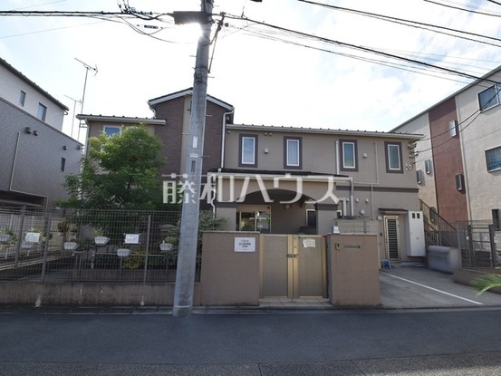 apartment 東京都狛江市岩戸北３丁目
地図を見る