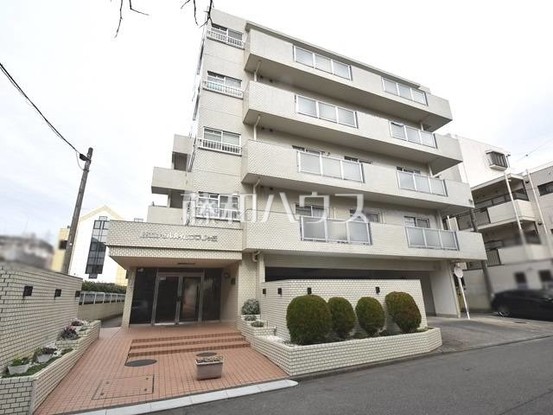 apartment 東京都調布市西つつじケ丘１丁目
地図を見る