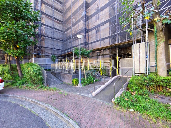 apartment 東京都多摩市落合５丁目
地図を見る