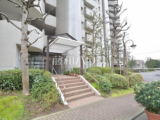 apartment 東京都多摩市落合５丁目
地図を見る