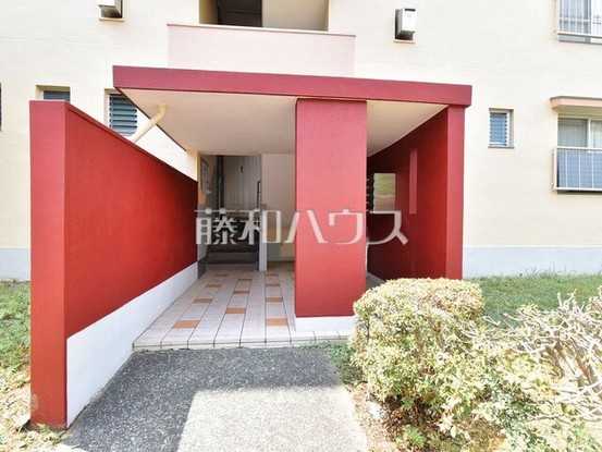 apartment 東京都多摩市永山３丁目
地図を見る