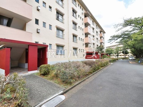 apartment 東京都多摩市永山３丁目
地図を見る