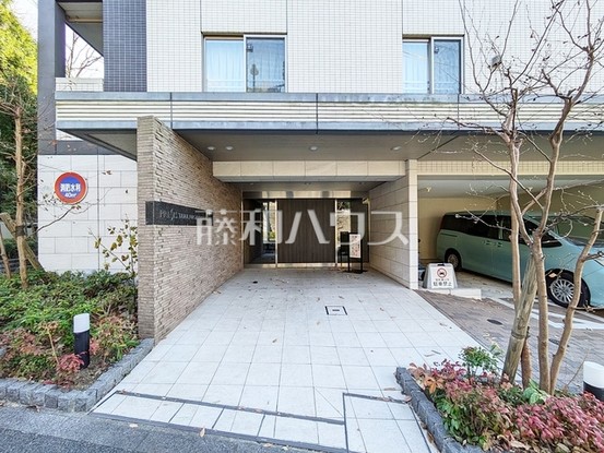 apartment 東京都多摩市諏訪４丁目
地図を見る