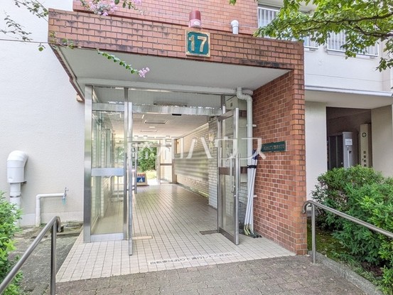 apartment 東京都昭島市つつじが丘２丁目
地図を見る