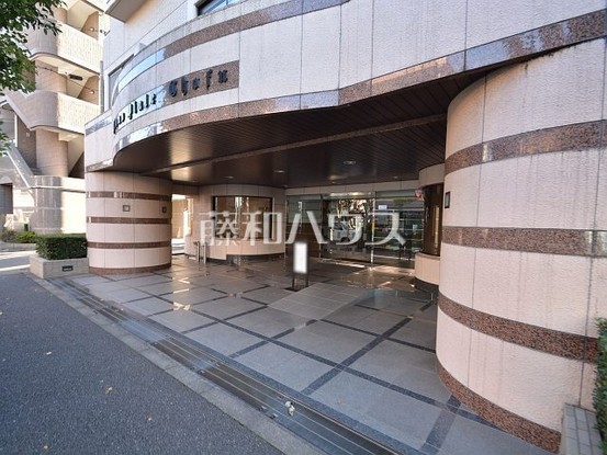 apartment 東京都調布市布田５丁目
地図を見る