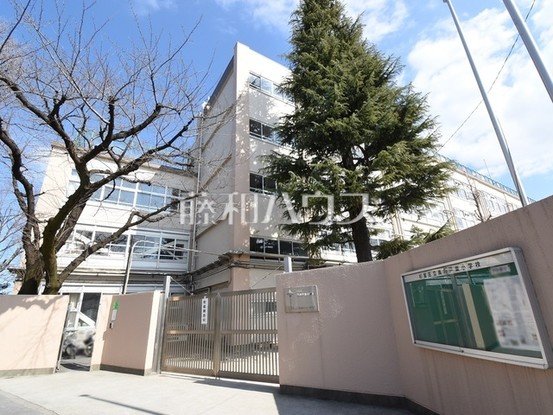 apartment 東京都杉並区高井戸東１丁目
地図を見る