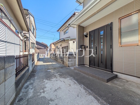 detached 東京都昭島市田中町１丁目
地図を見る