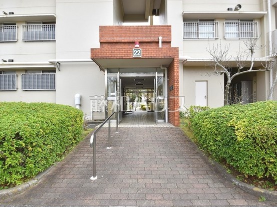 apartment 東京都昭島市つつじが丘２丁目
地図を見る