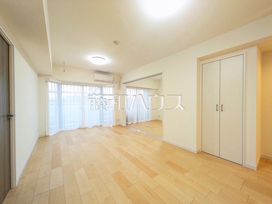 apartment 埼玉県朝霞市西弁財２丁目
地図を見る