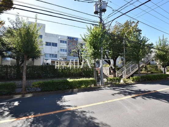 apartment 東京都小金井市緑町５丁目
地図を見る