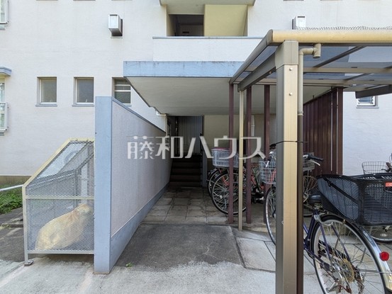 apartment 東京都東久留米市滝山６丁目
地図を見る