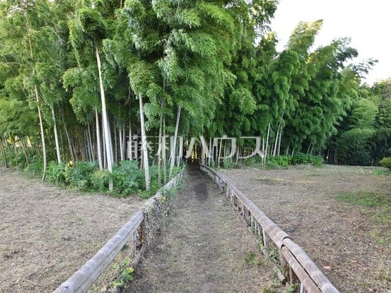 apartment 東京都東久留米市本町３丁目3-39　ヤマサビル1F