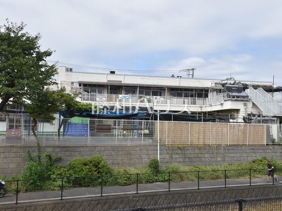 apartment 東京都東久留米市本町３丁目3-39　ヤマサビル1F