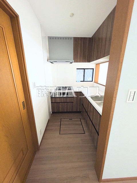 detached 東京都東久留米市本町３丁目3-39　ヤマサビル1F