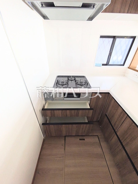 detached 東京都東久留米市本町３丁目3-39　ヤマサビル1F