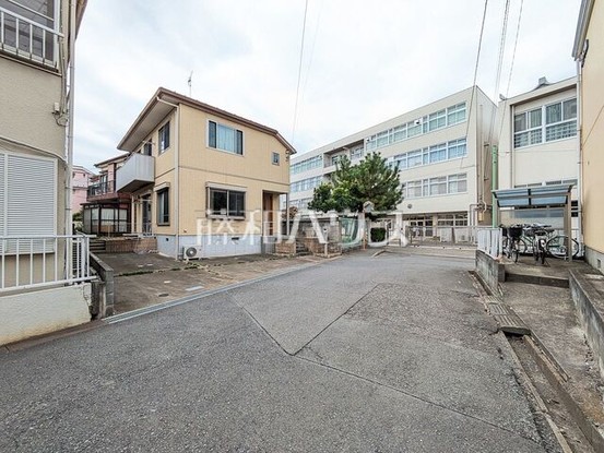 detached 東京都東久留米市本町３丁目3-39　ヤマサビル1F