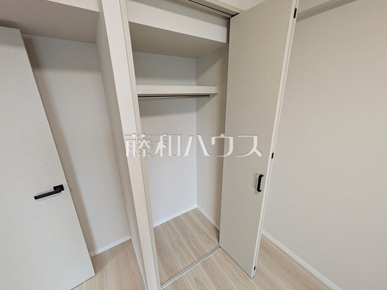 apartment 東京都東久留米市本町３丁目3-39　ヤマサビル1F