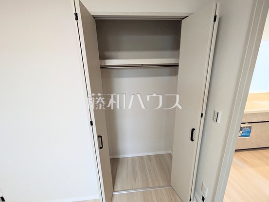 apartment 東京都東久留米市本町３丁目3-39　ヤマサビル1F