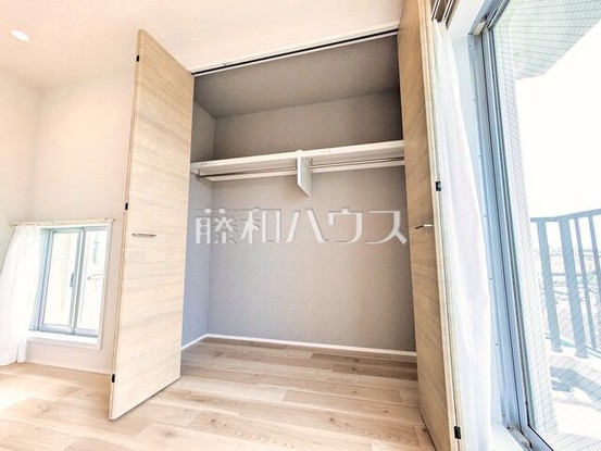 apartment 東京都東久留米市本町３丁目3-39　ヤマサビル1F