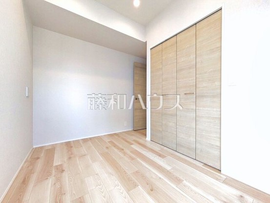 apartment 東京都東久留米市本町３丁目3-39　ヤマサビル1F