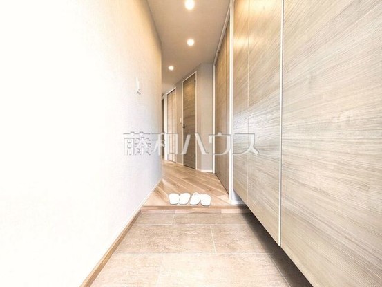 apartment 東京都東久留米市本町３丁目3-39　ヤマサビル1F