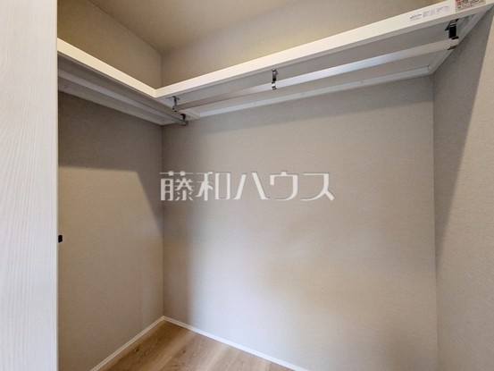 apartment 東京都東久留米市本町３丁目3-39　ヤマサビル1F