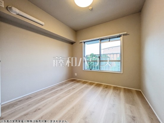 apartment 東京都東久留米市本町３丁目3-39　ヤマサビル1F