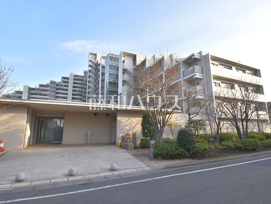 apartment 東京都調布市国領町１丁目-22-13ムサシヤビル1F