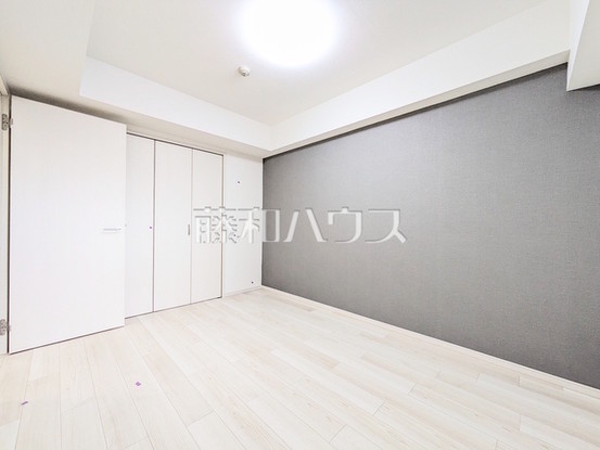 apartment 東京都調布市国領町１丁目-22-13ムサシヤビル1F