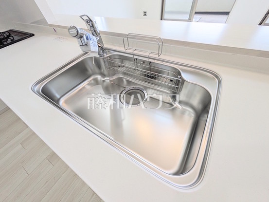 apartment 東京都調布市国領町１丁目-22-13ムサシヤビル1F