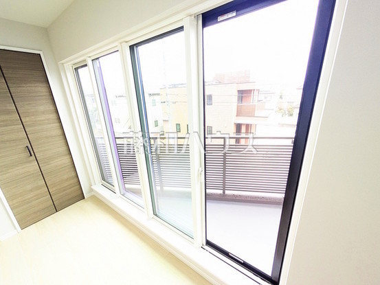 detached 東京都調布市国領町１丁目-22-13ムサシヤビル1F