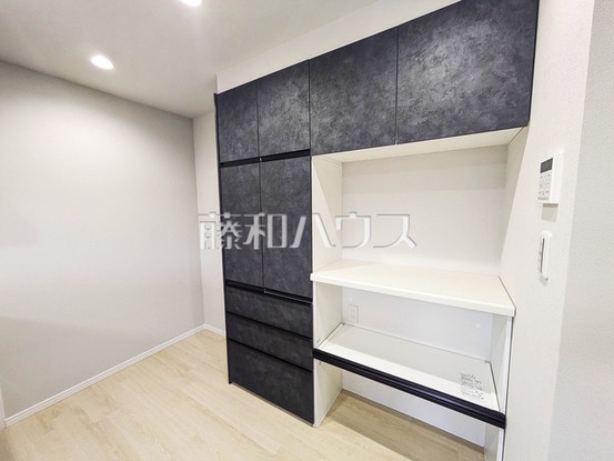 detached 東京都調布市国領町１丁目-22-13ムサシヤビル1F