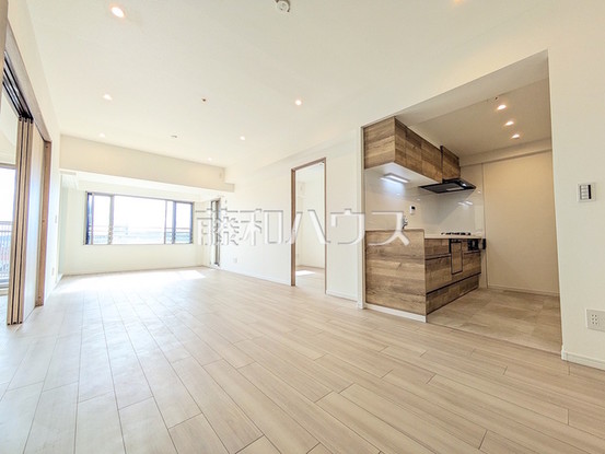 apartment 東京都調布市国領町１丁目-22-13ムサシヤビル1F