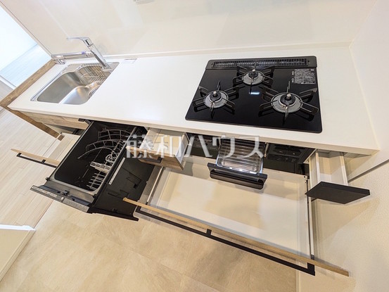 apartment 東京都調布市国領町１丁目-22-13ムサシヤビル1F