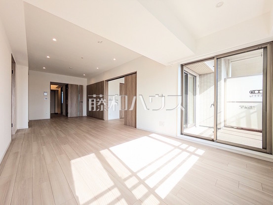 apartment 東京都調布市国領町１丁目-22-13ムサシヤビル1F